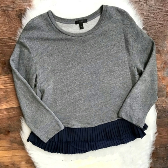 ❤SOLD❤J. CREW VIDEO Ruffle Hem Sweatshirt Gray Top - Picture 7 of 12